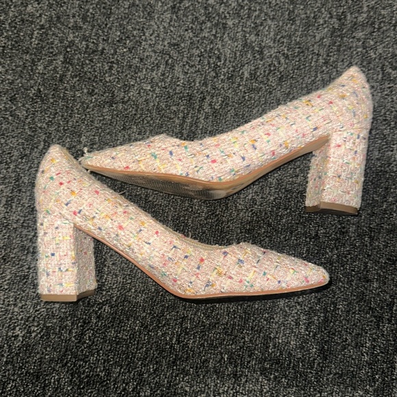 Marc Fisher Tweed Heels - Picture 2 of 2